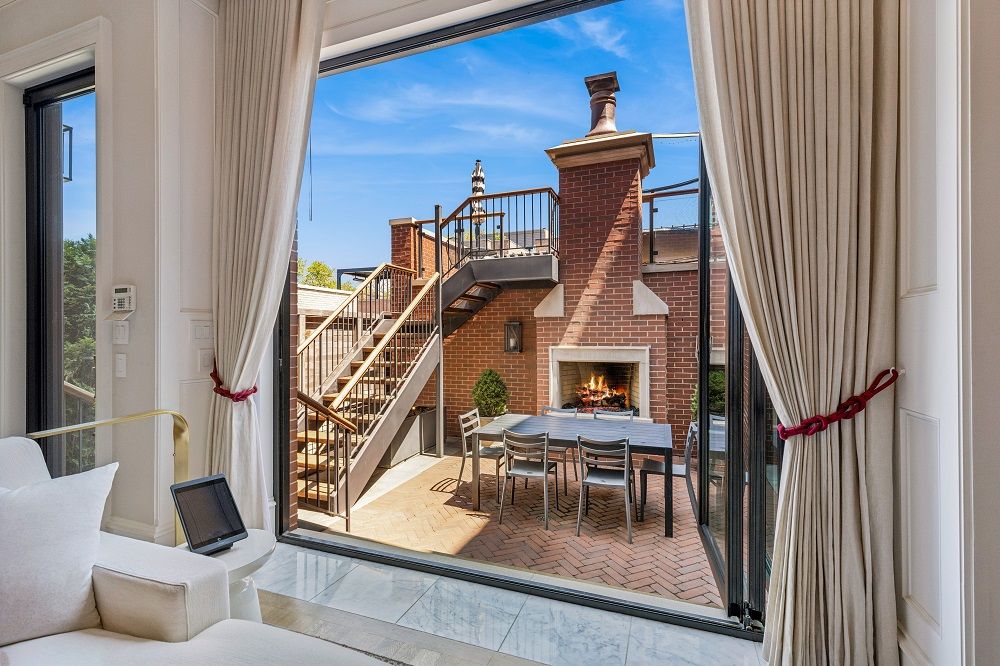 East Bucktown Masterpiece: Luxury Living With Unmatched Detail & Design