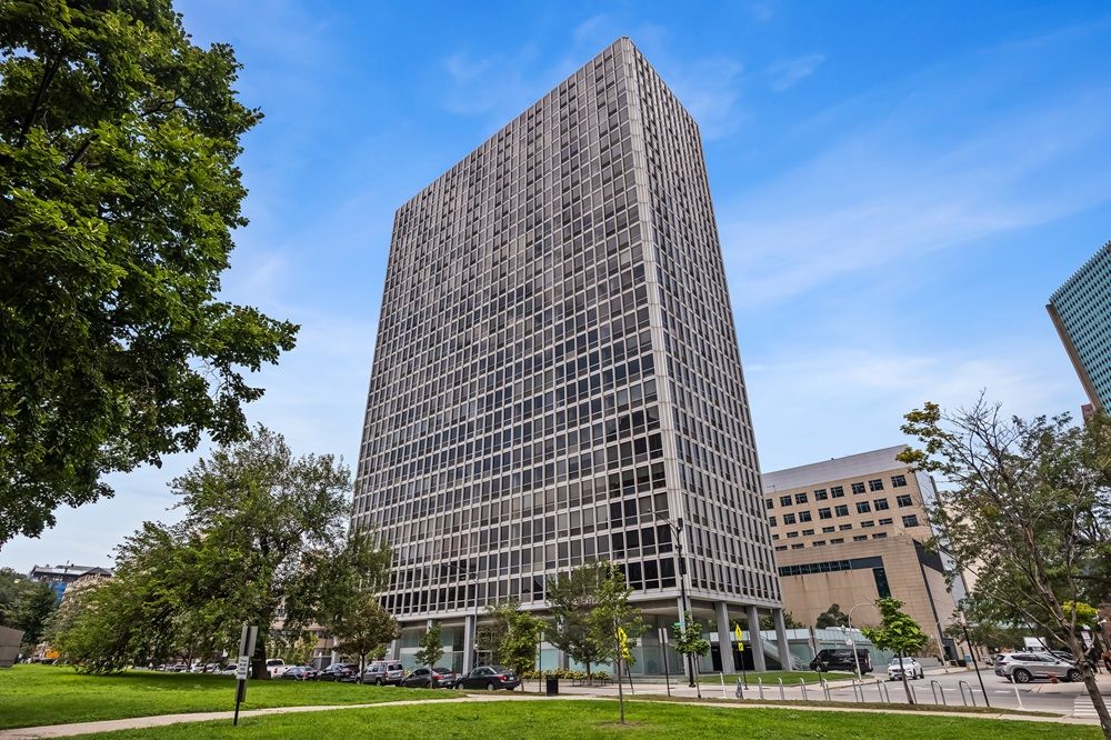330 W Diversey Parkway Unit 705
