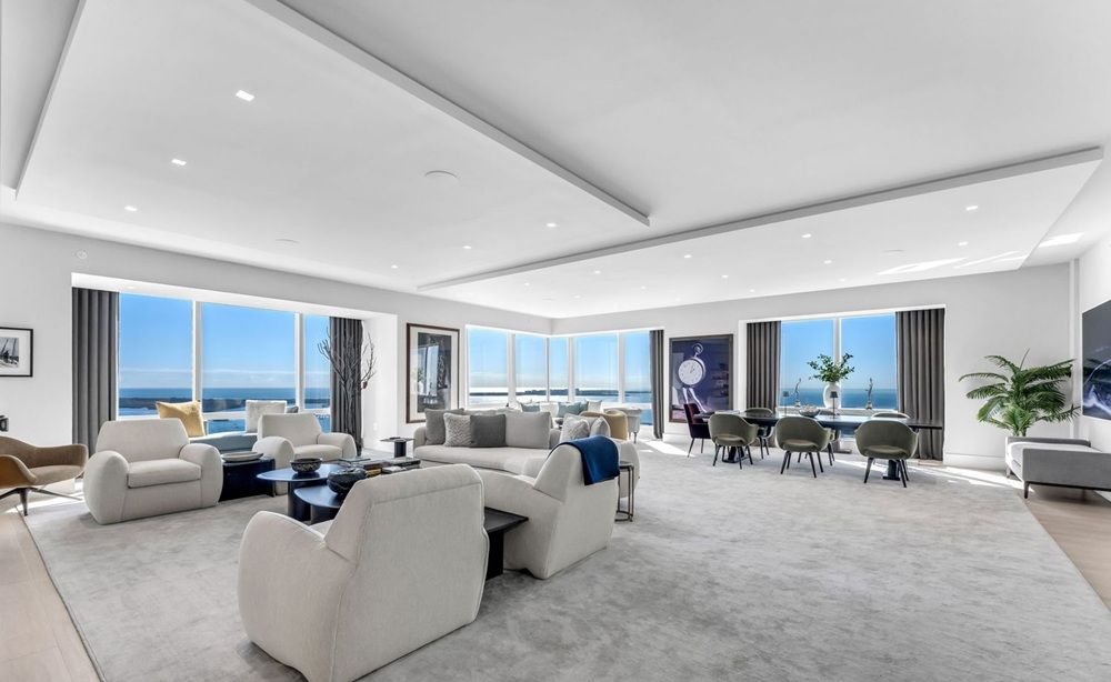 1425 Brickell Ave