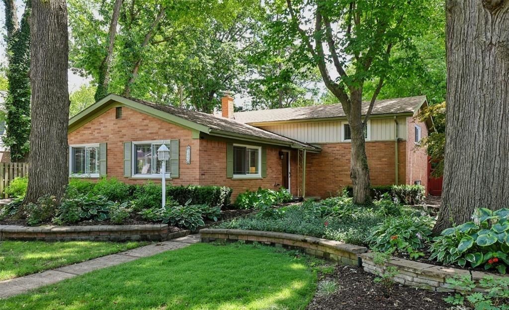 Mid-Century Quad-Level