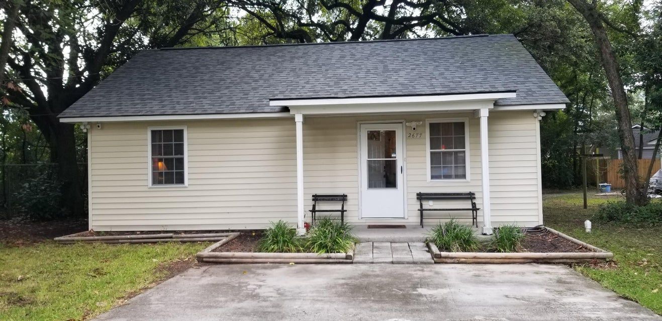 Adorable Updated 2 Bedroom Cottage Is Just Waiting For You