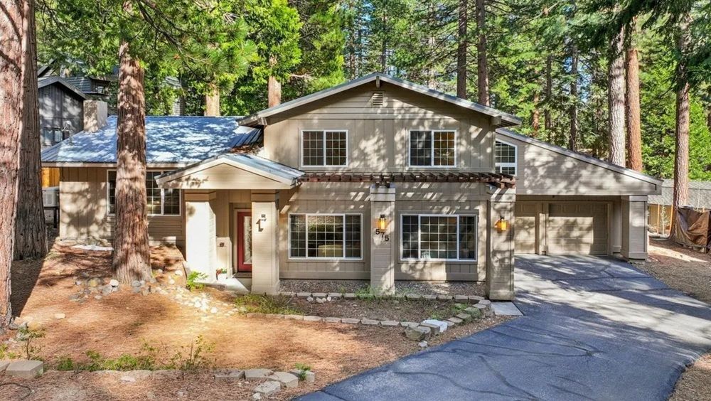 Elevated Living, Low-Elevation Ease