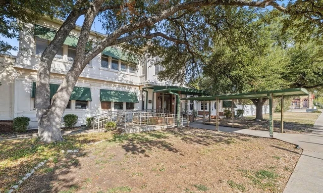property-image-2