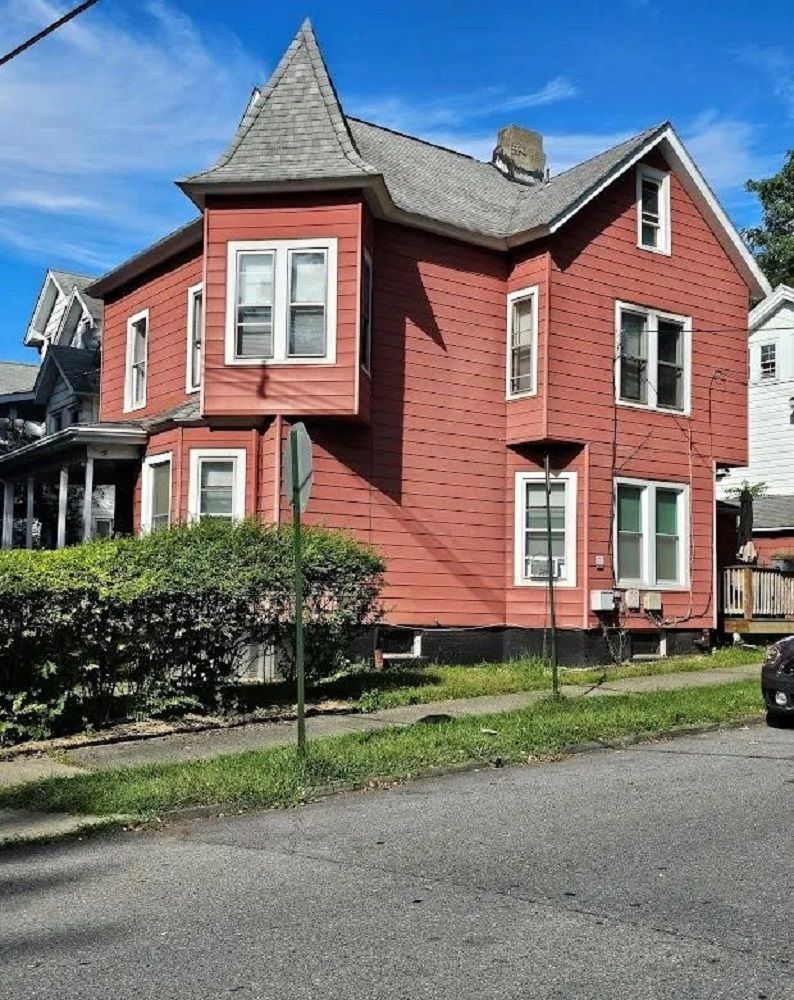 25 Carroll St
