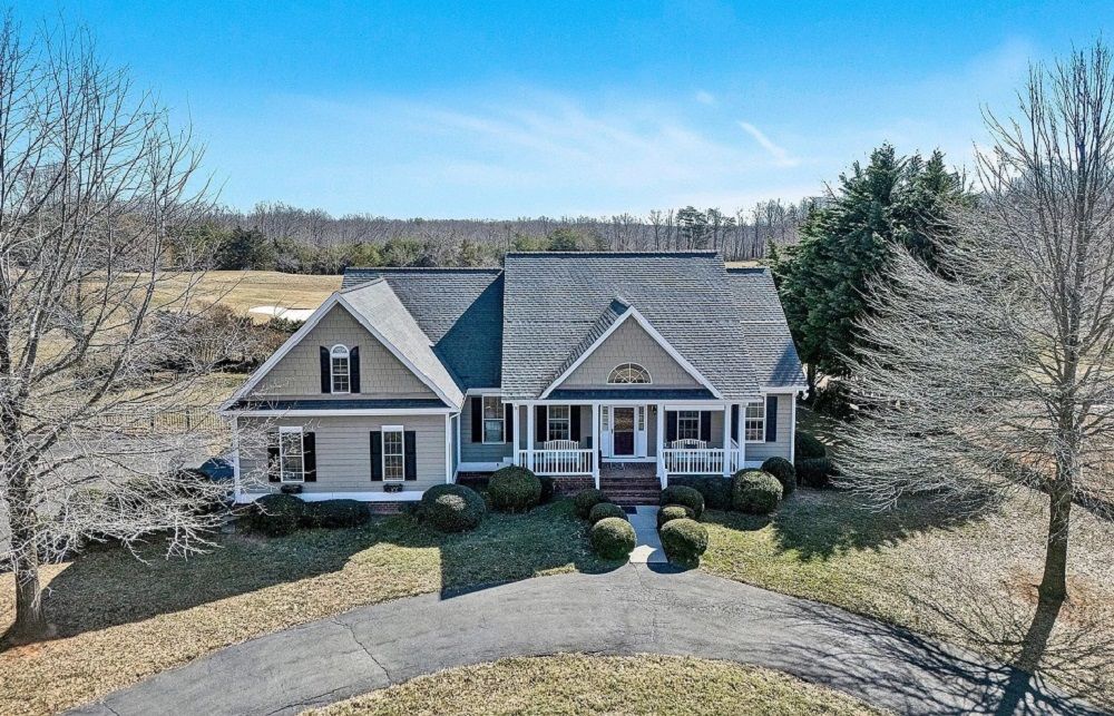 Resort-Style Living In The Heart Of Mariners Landing