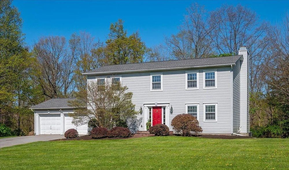 13 Hart Drive