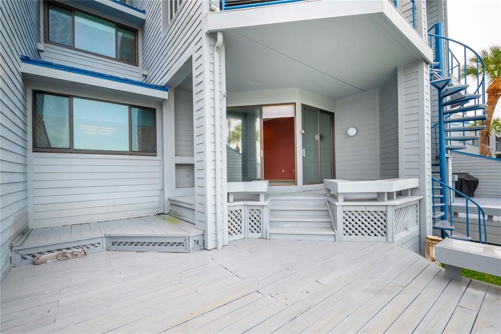 900 Pinellas Bayway S #109