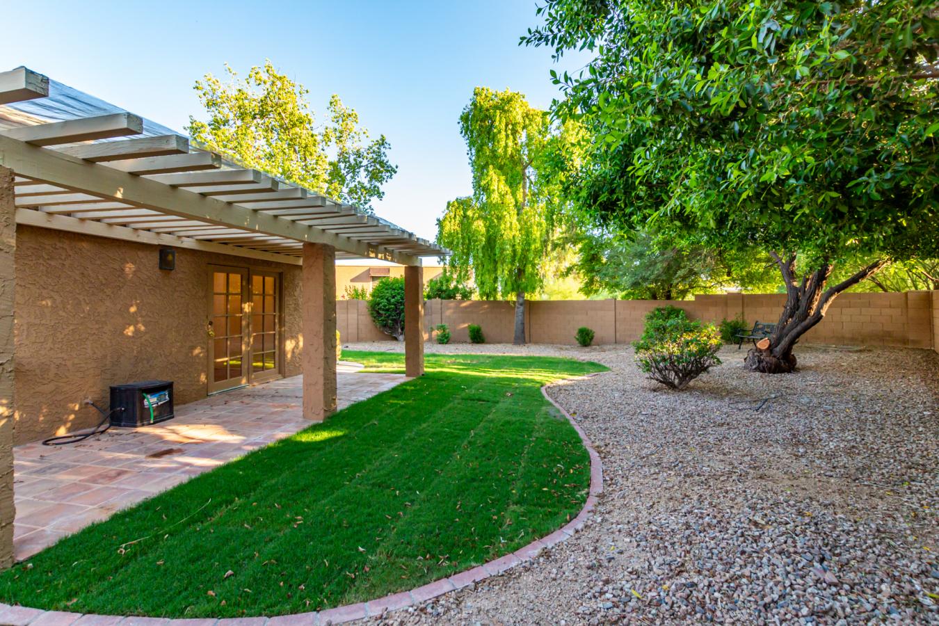 921 E BECKER LANE