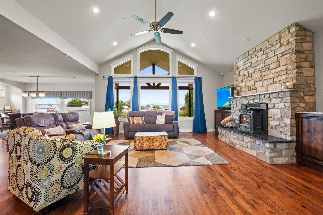 property-image-2
