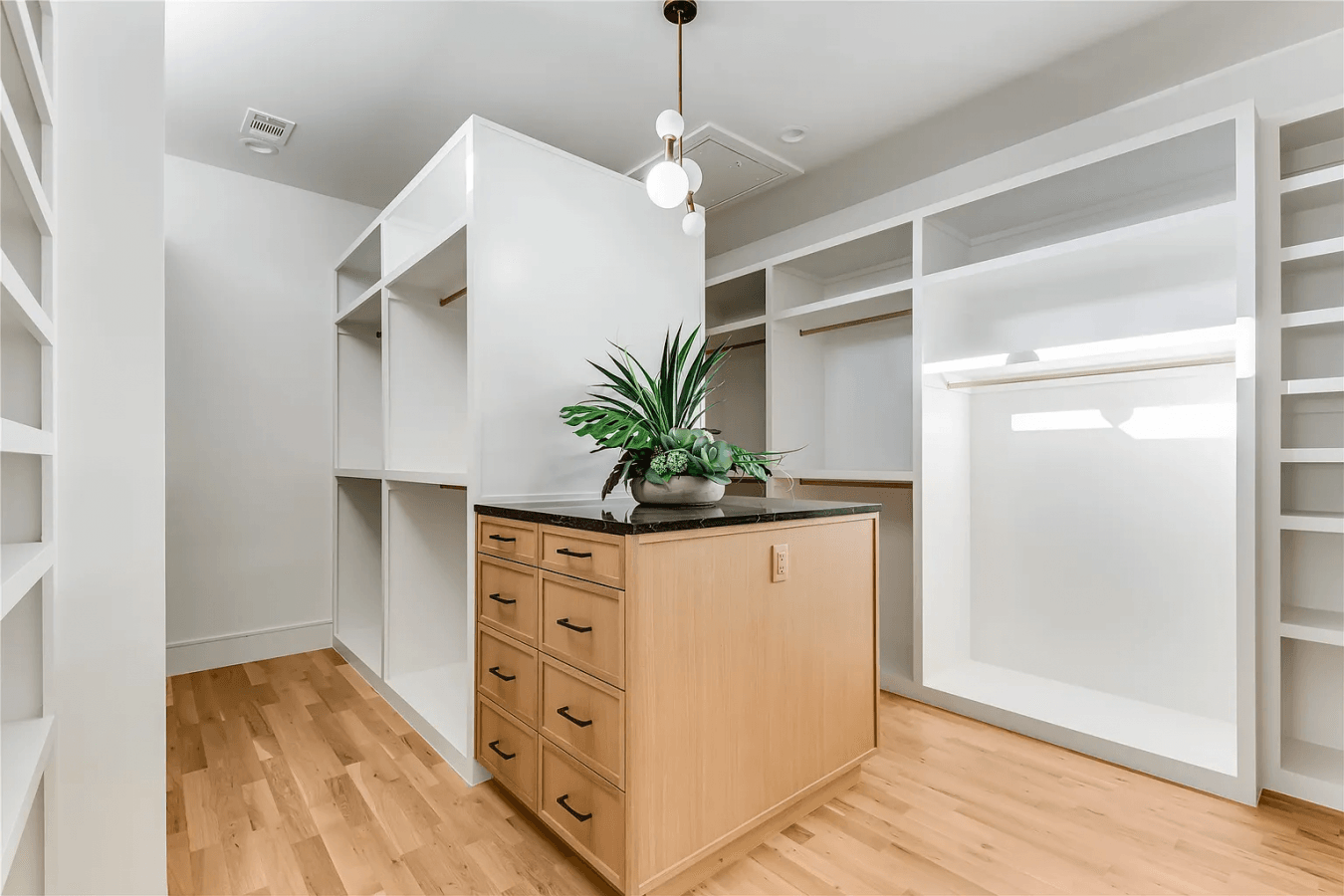 property-image-35