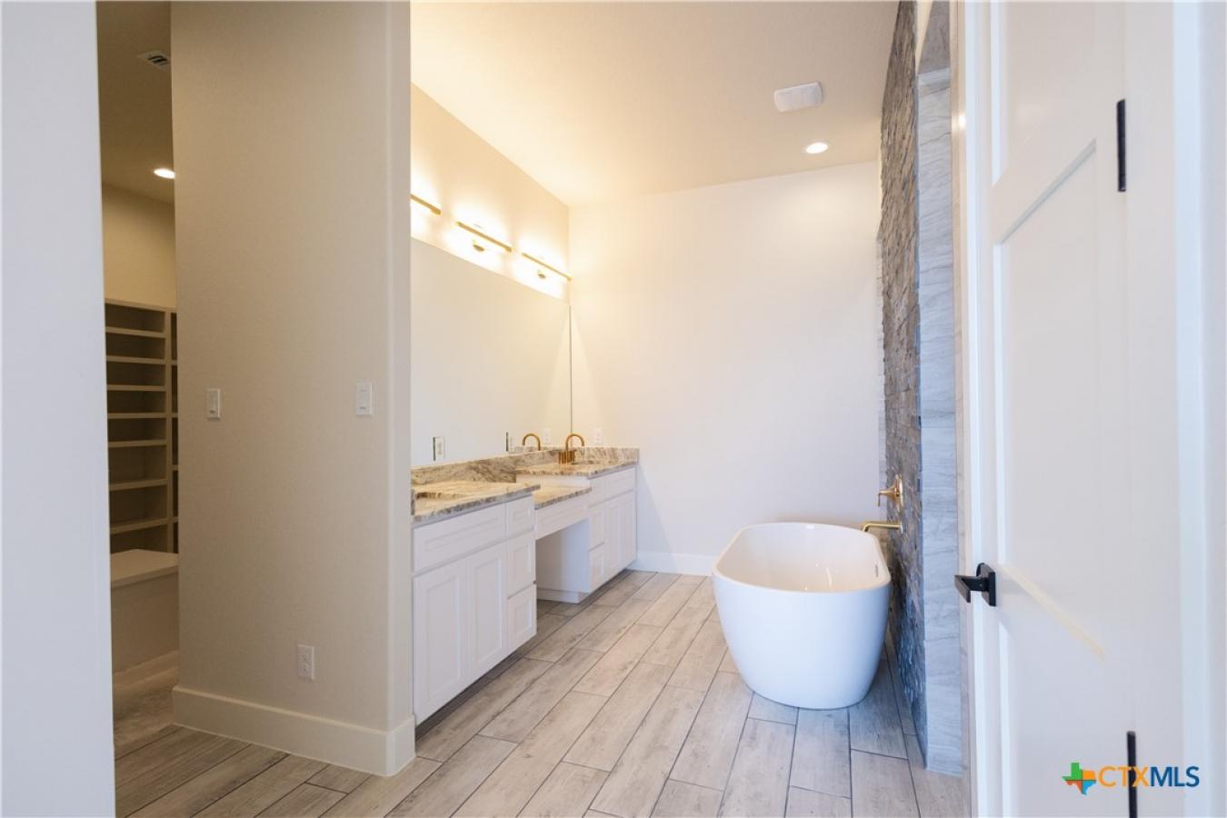 property-image-21