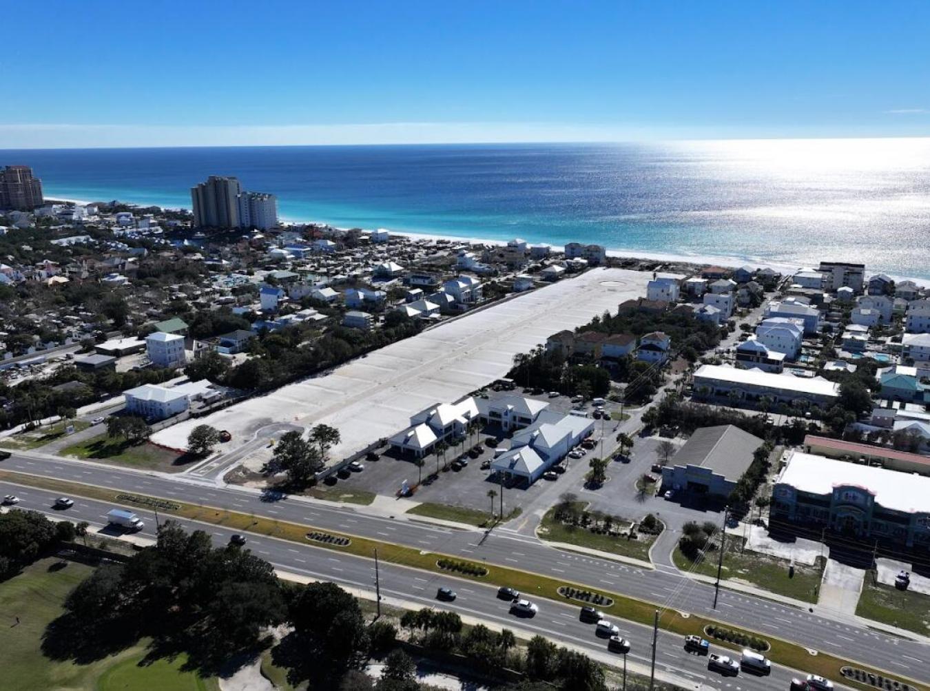 Casa Magnolia: A Community by the Sea