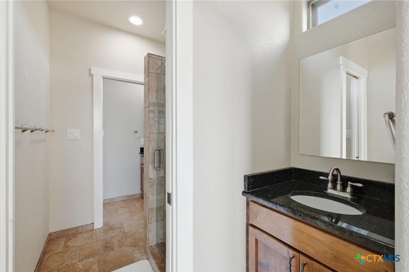 property-image-33