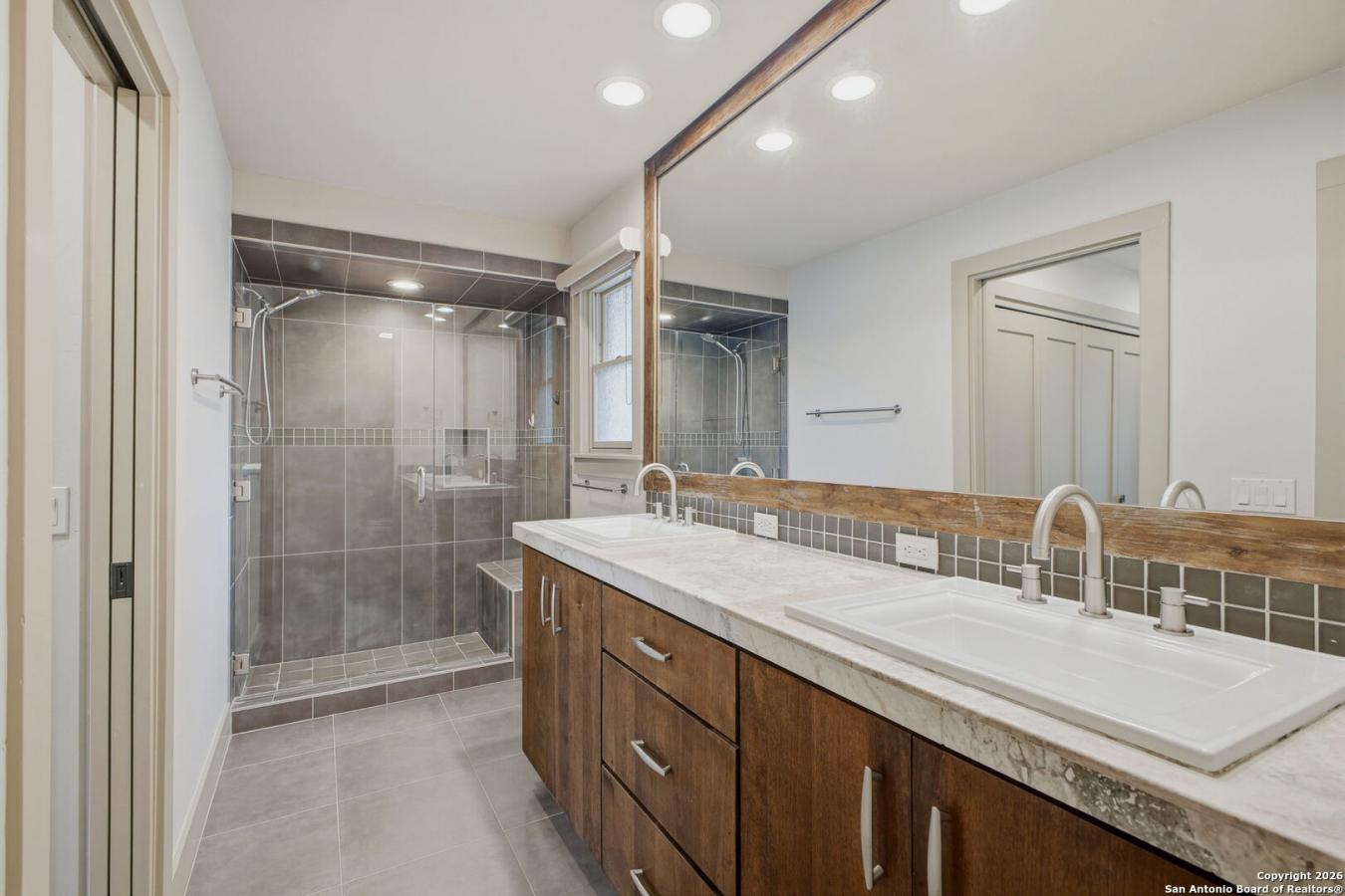 property-image-19