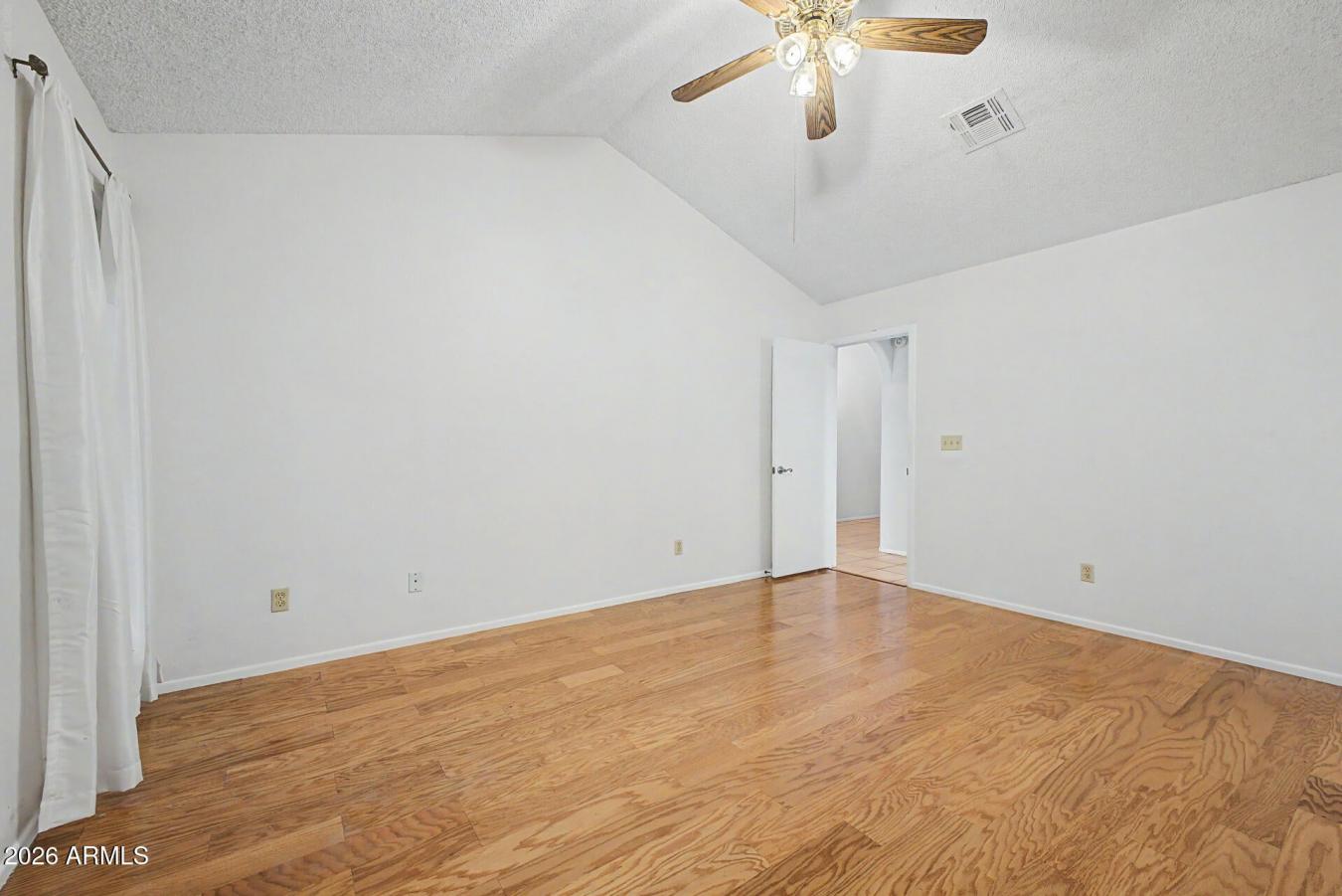 property-image-23