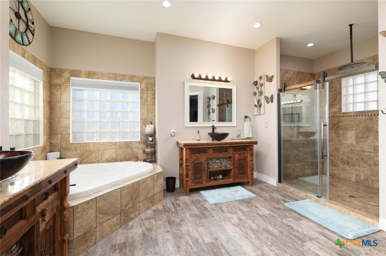 property-image-18