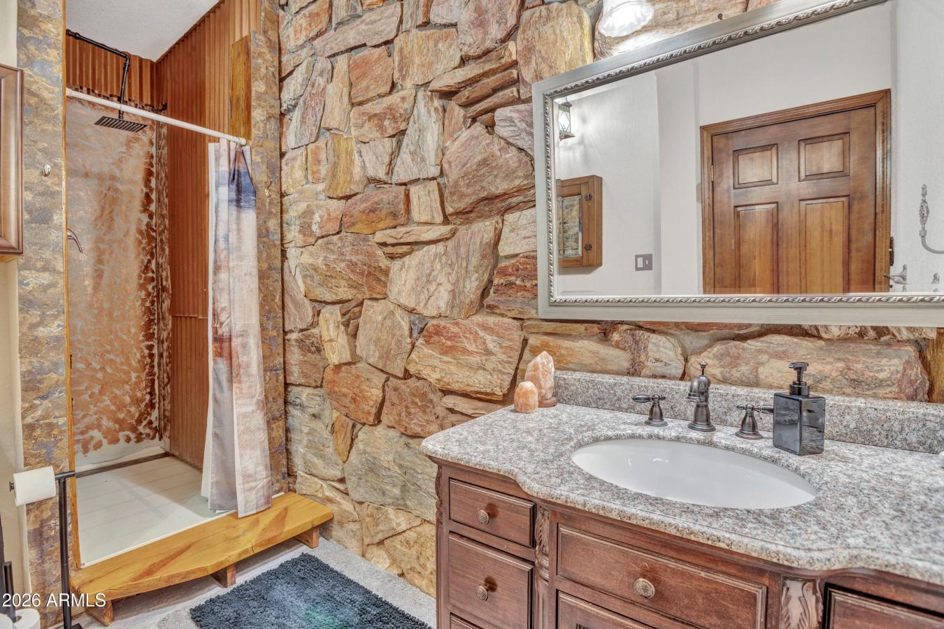 property-image-35