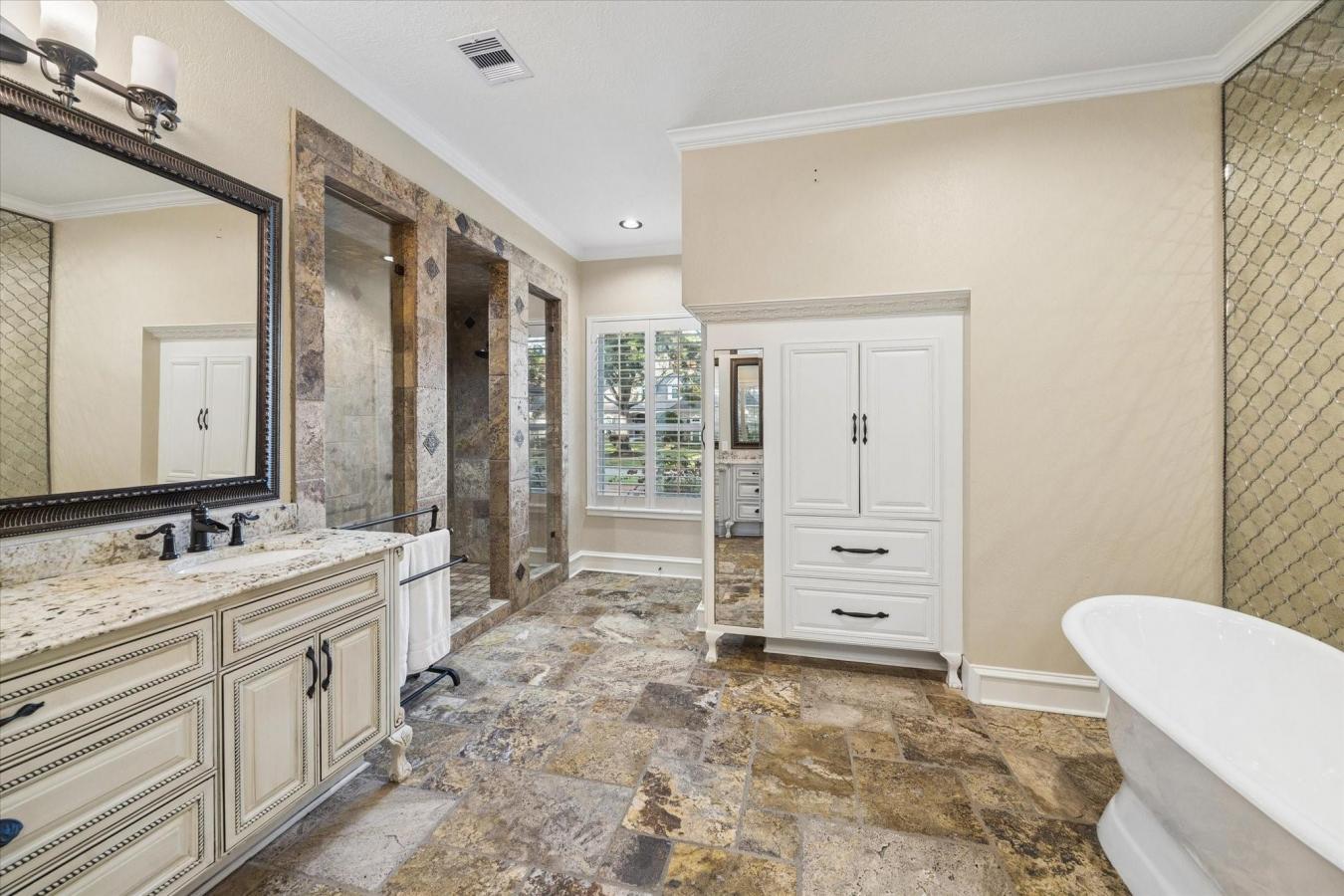 property-image-23